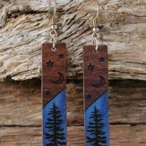 ANTHROPOLOGIE WOODEN BOHO FOREST EARRINGS 1